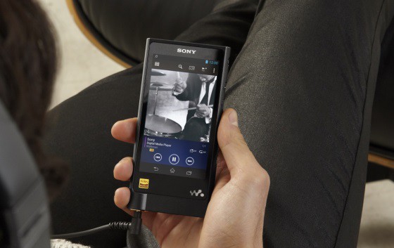 Sony-Walkman-ZX2-01